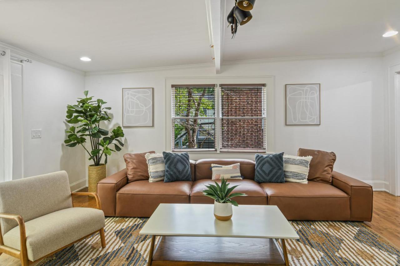 Sun Lit Bungalow With Good Vibes And Lots Of Wine - Designedbydom Atlanta Eksteriør bilde