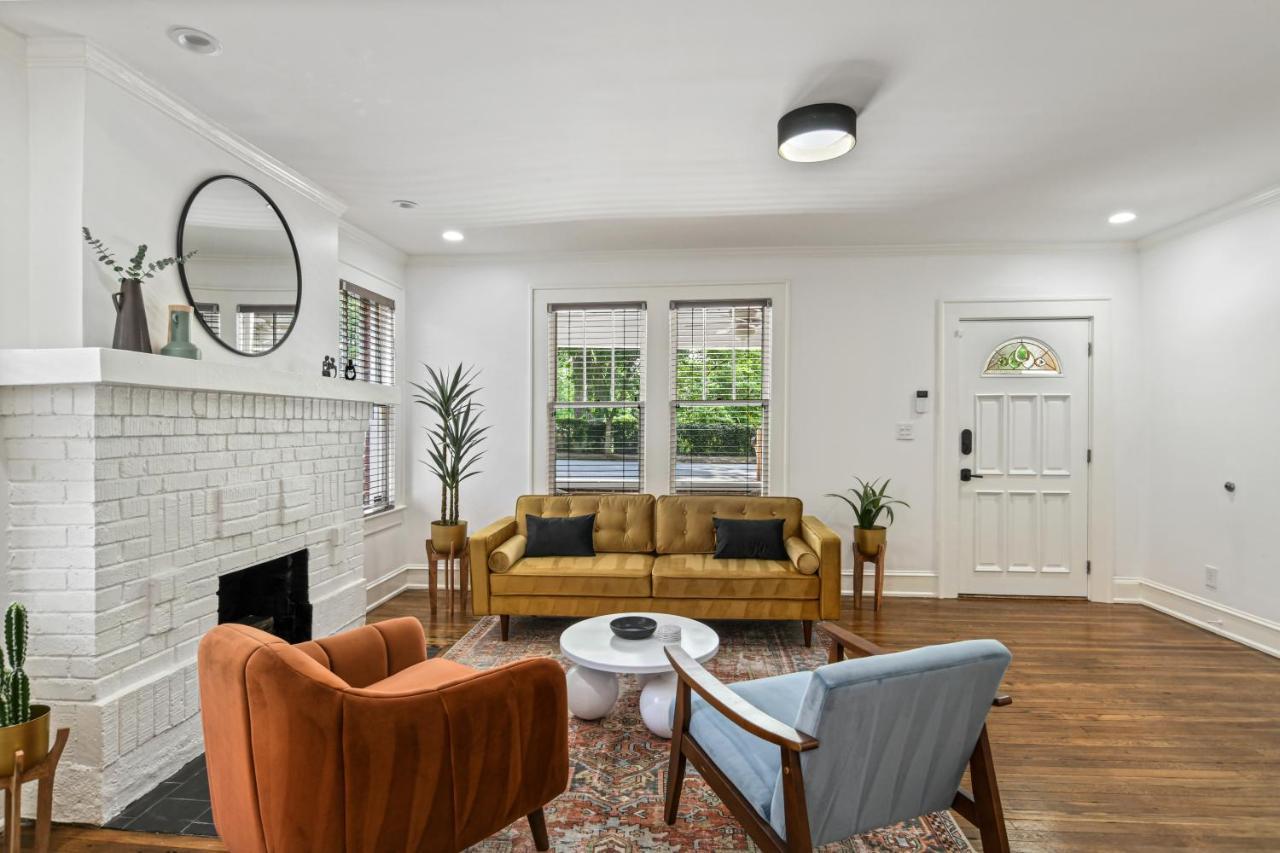 Sun Lit Bungalow With Good Vibes And Lots Of Wine - Designedbydom Atlanta Eksteriør bilde